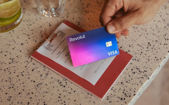 L’annuncio di Revolut: con 2 milioni di clienti siamo la più grande neobank in Italia