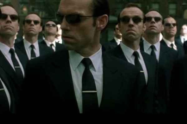 Viaggiatori del tempo, cos’è e come funziona il trend inquietante su TikTok