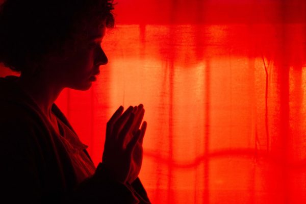 Woken, l’estate ci regala un horror fantascientifico dal fascino irlandese