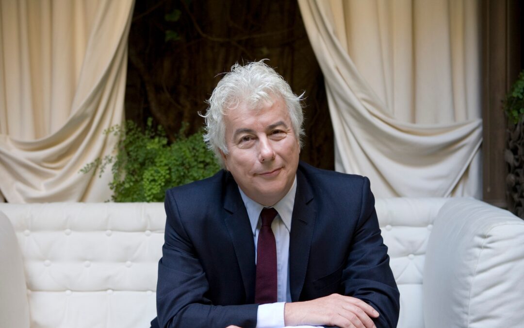 Ken Follett, i migliori libri da leggere quest'estate
