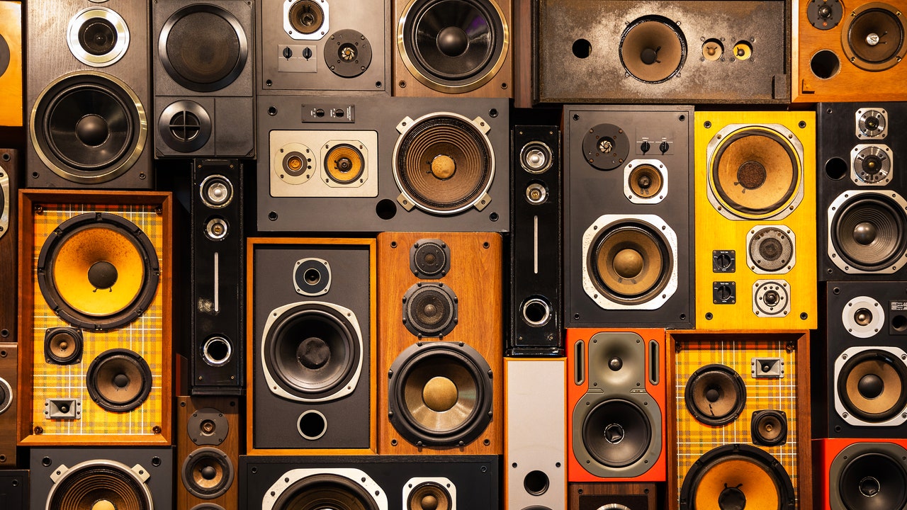 Musica, i retroscena dell’industria tra featuring forzati e scomparsa del romanticismo