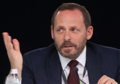 Per sopravvivere Yandex, l’equivalente russo di Google, deve cambiare tutto