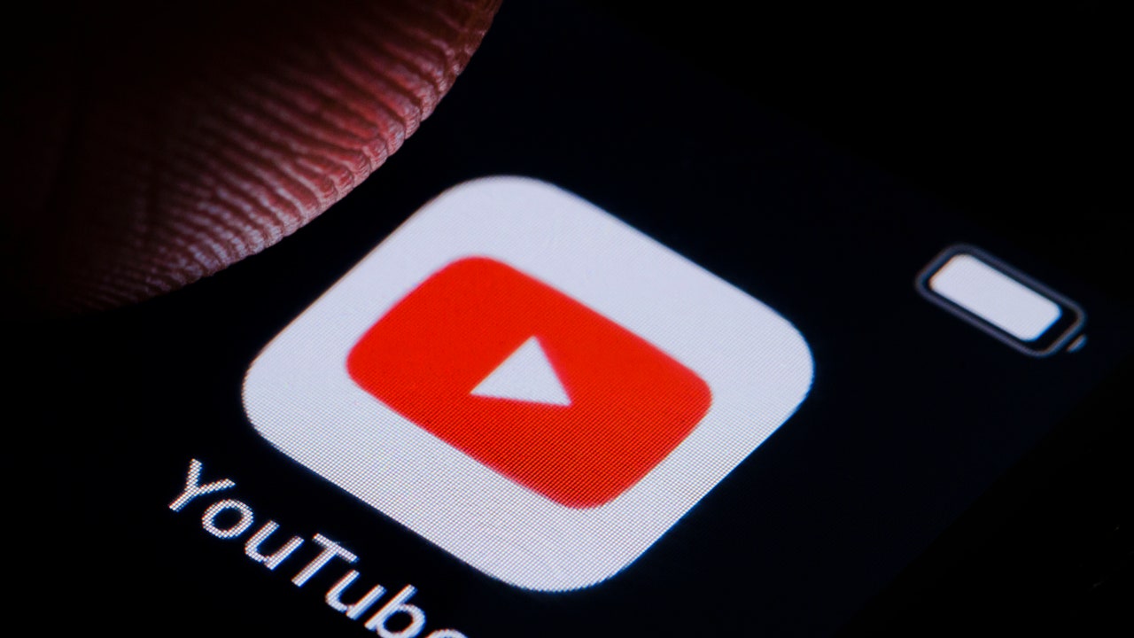 YouTube ora consente di cancellare i deepfake in cui c’è qualcuno che ti somiglia
