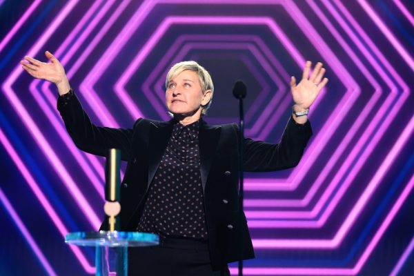 Ellen DeGeneres si ritira e noi ricordiamo alcuni tra gli addii alle scene più eclatanti di Hollywood