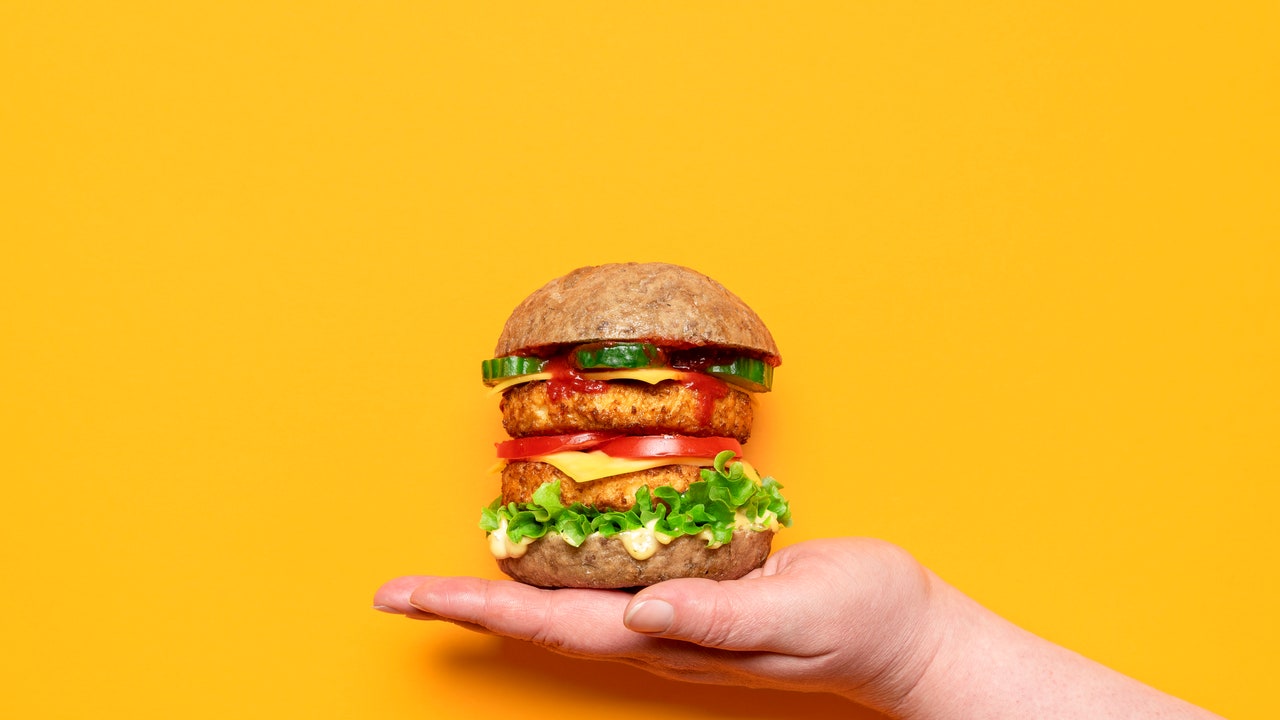 Carne vegetale, perché non dobbiamo esagerare nel consumo