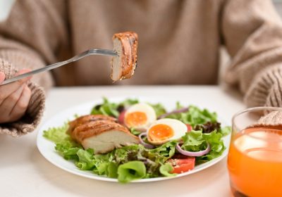 Dieta senza carboidrati, perché è una scelta inutile e dannosa
