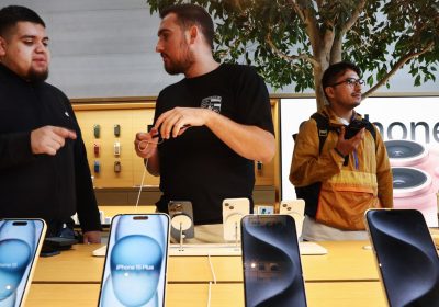 I dipendenti Microsoft in Cina dovranno sostituire gli smartphone Android con iPhone