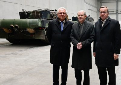 Rheinmetall, cosa sappiamo sul piano russo per uccidere il capo della più grande aziende tedesca di armi