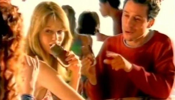 Maxibon vuole pagare qualcuno 1.000 euro per mangiare un gelato