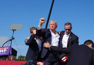 Trump, le immagini dell’attentato e cosa sappiamo finora