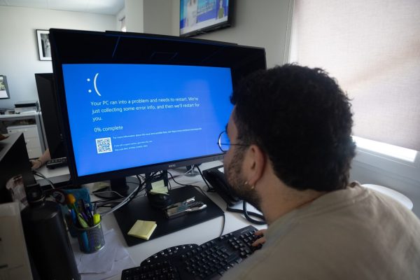 Crowdstrike, per le aziende riavviare i computer Microsoft Windows bloccati non sarà così facile