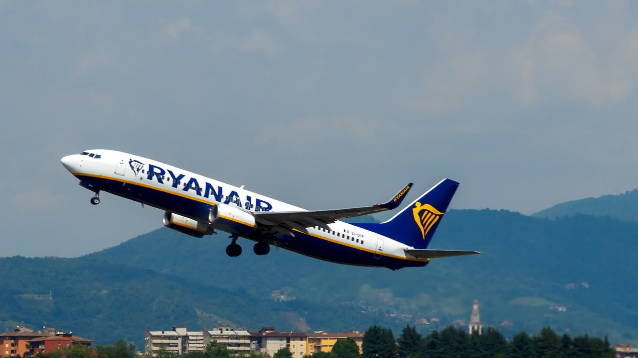 Voli cancellati e partenze in ritardo, cosa succede negli aeroporti in Europa
