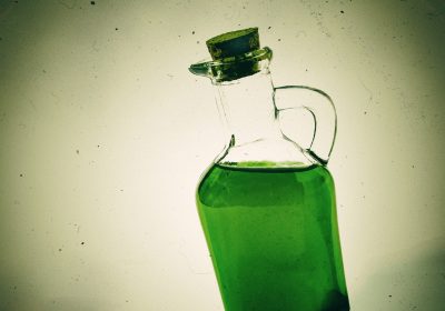 Olio d’oliva, il caro prezzi fa crescere le truffe