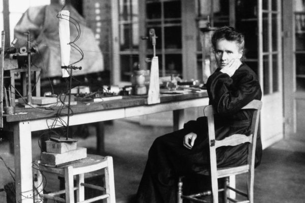 Esplorando l’invisibile: il nostro quiz su Marie Curie