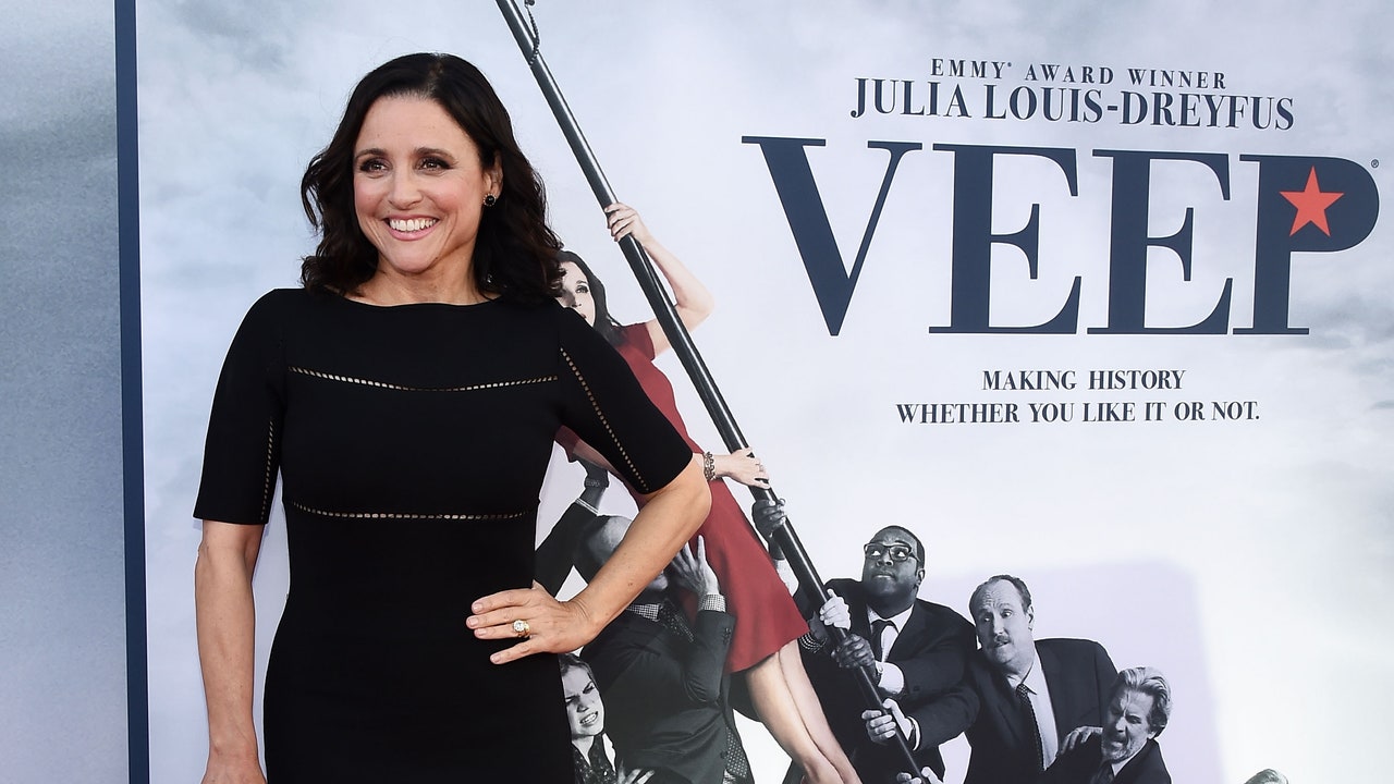 Cos’è Veep, la serie tv che ha “anticipato” la corsa di Kamala Harris alle presidenziali Usa