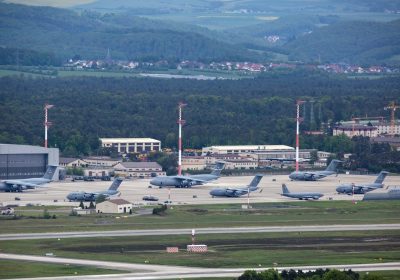 Terrorismo, cosa sappiamo sull’innalzamento dell’allerta nelle basi americane in Europa