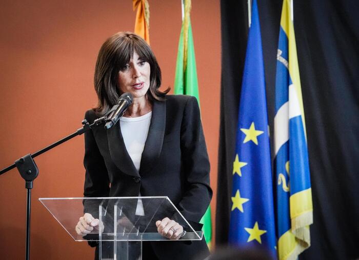Bernini: il futuro della governance dell’intelligenza artificiale