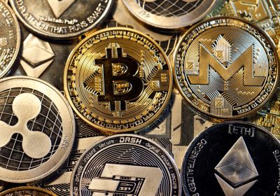 Gli italiani investono sempre più in criptovalute