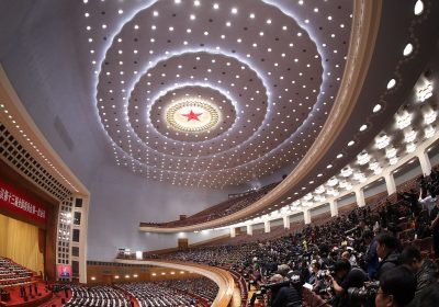 La Cina vuole adeguare le risposte dei chatbot AI ai ”valori socialisti” del paese