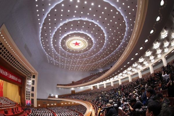 La Cina vuole adeguare le risposte dei chatbot AI ai ”valori socialisti” del paese