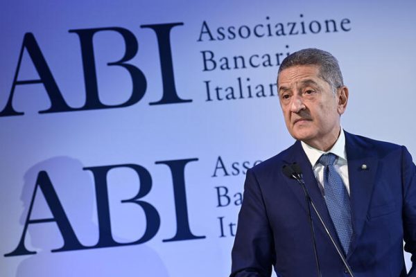 Panetta: gli effetti positivi dell’intelligenza artificiale ma i rischi per l’occupazione – Ultimissime