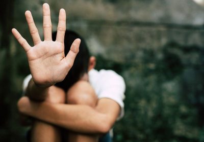 Apple accusata dall'NSPCC di sottostimare i casi di abusi su minori sulle sue app