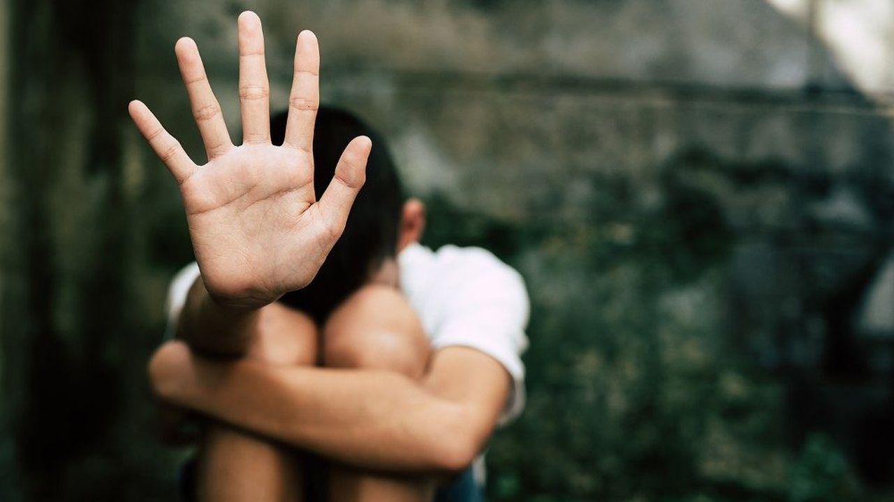 Apple accusata dall'NSPCC di sottostimare i casi di abusi su minori sulle sue app