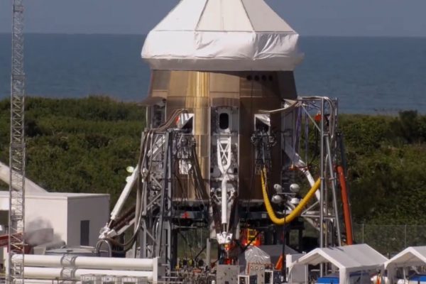 Blue Origin prosegue i test per il razzo spaziale riutilizzabile New Glenn