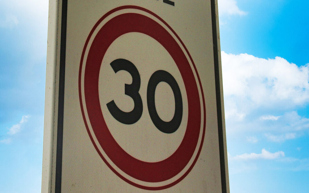 Bologna, i 30 km/h funzionano: gli incidenti gravi diventano a codice verde