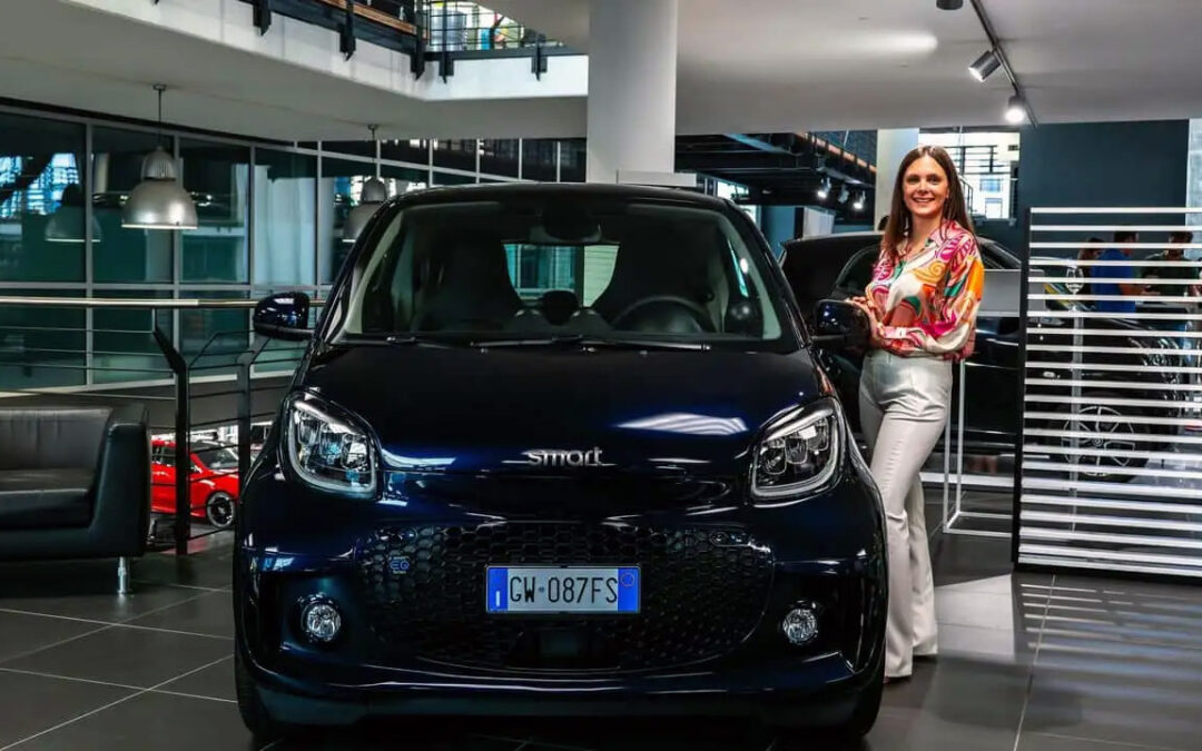 Consegnata l'ultima smart Fortwo, addio dopo 25 anni di storia