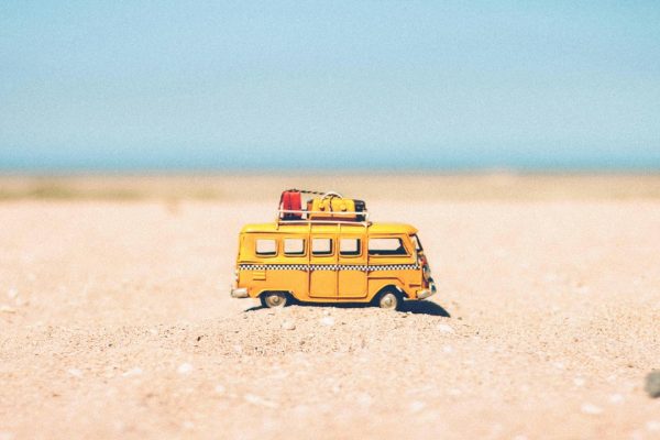 Con PartyRock crei la tua AI su misura da condividere con chiunque