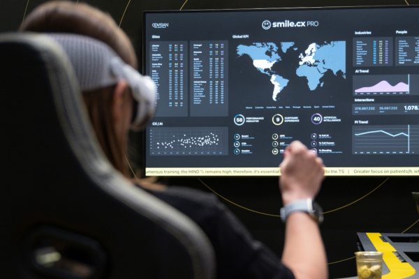 Covisian mette l'IA a supporto degli operatori dei propri contact center