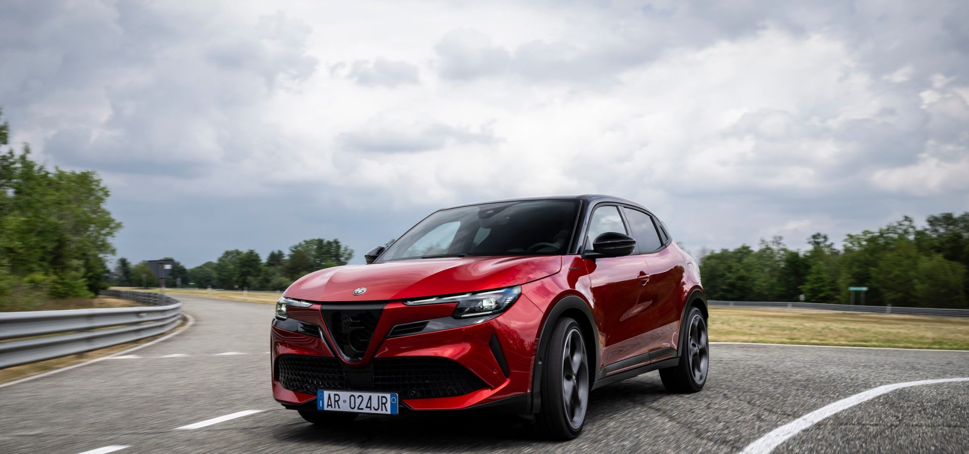 Alfa Romeo Junior Veloce, 280 cavalli di puro divertimento