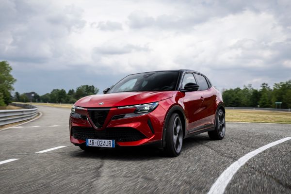 Alfa Romeo Junior Veloce, 280 cavalli di puro divertimento