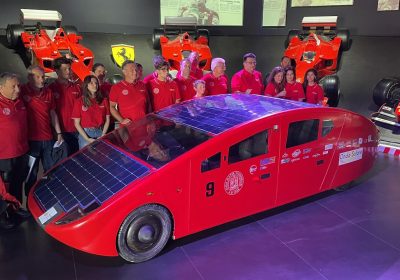 Emilia 5: dall'Italia un nuovo prototipo di auto a energia solare con 5 metri di pannelli fotovoltaici