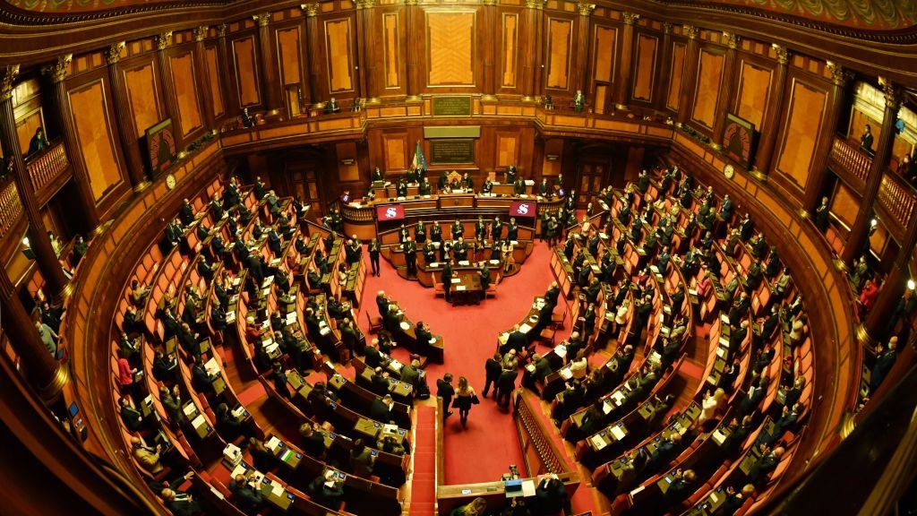 Lega, l’assurda proposta di legge di vietare l’uso del femminile per indicare cariche e atti pubblici