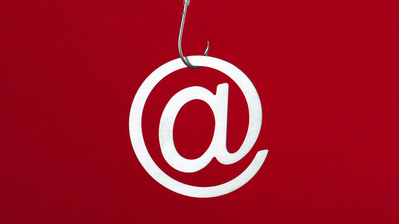 Truffe, come riconoscere quelle nelle email aziendali