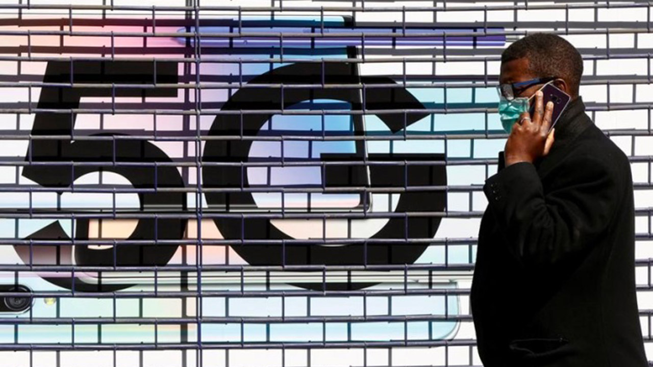 Il 5G costa sempre meno in Italia: prezzi ridotti di oltre un terzo rispetto al 2021