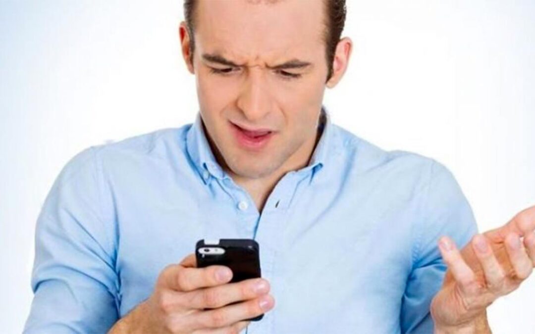 Il declino degli SMS in numeri: nell'ultimo anno ne sono stati scambiati solo 4 miliardi