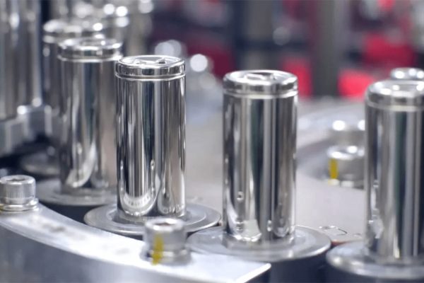 Il prossimo ostacolo alla transizione alla mobilità elettrica potrebbe chiamarsi PFAS?