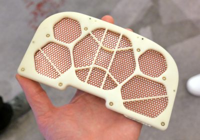 La rivoluzione degli altoparlanti elettrostatici è in arrivo nelle auto, grazie a Warwick Acoustics