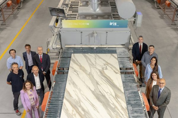 Idrogeno verde, realizzata la prima piastra in ceramica