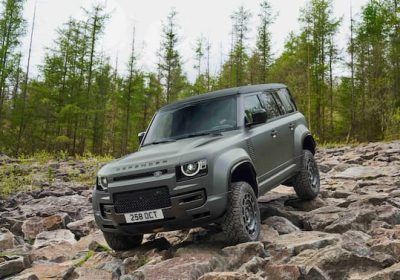 Octa, la land Rover Defender più potente e più resistente di sempre