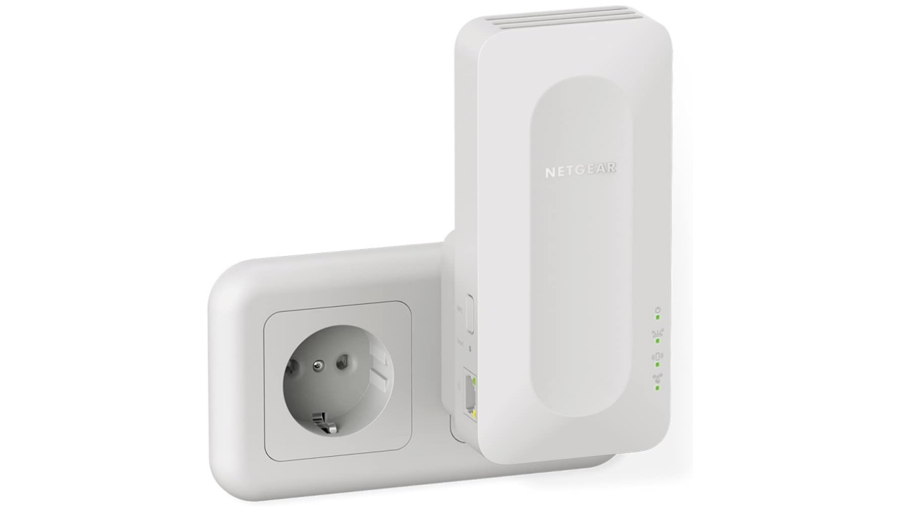 Occhio al prezzo di questo Ripetitore Wi-Fi NETGEAR AX1600 EAX12: -55% con prestazioni garantite