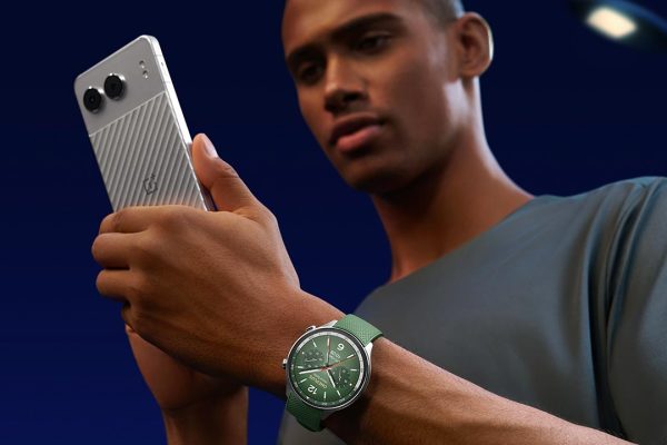 OnePlus Watch 2R: lo smartwatch accessibile che punta su prestazioni e stile