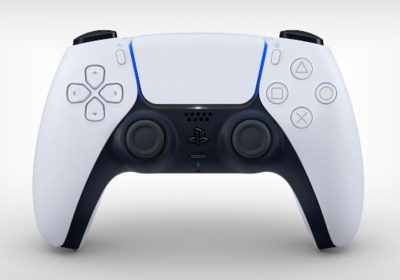 PlayStation 5: una nuova funzione per ridurre i consumi mentre i controller sono in ricarica