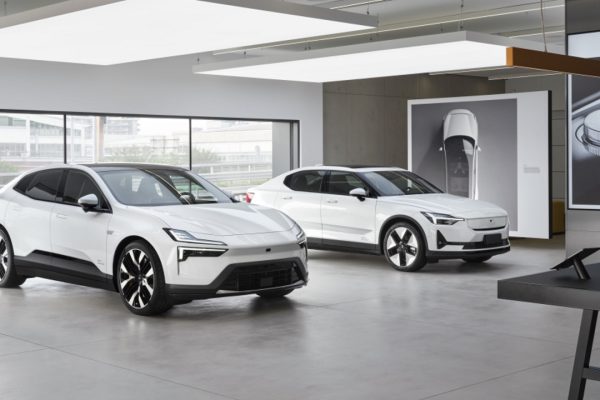 Polestar in grande slancio, consegne secondo trimestre in crescita dell'80%