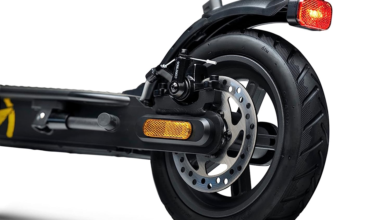 Questo monopattino elettrico Nilox S1 E-Scooter con motore da 350 W costa solo 235€ su Amazon