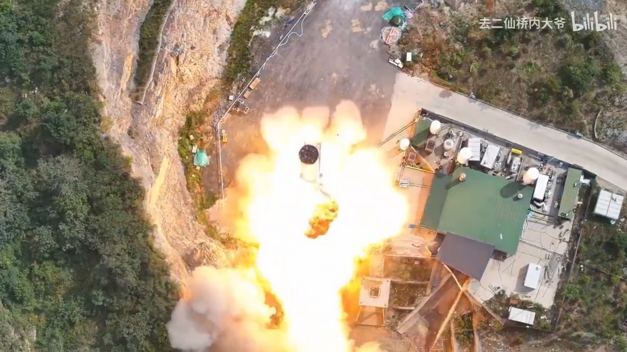 Razzo spaziale cinese Space Pioneer Tianlong-3: nuove immagini dello static fire e dei danni causati