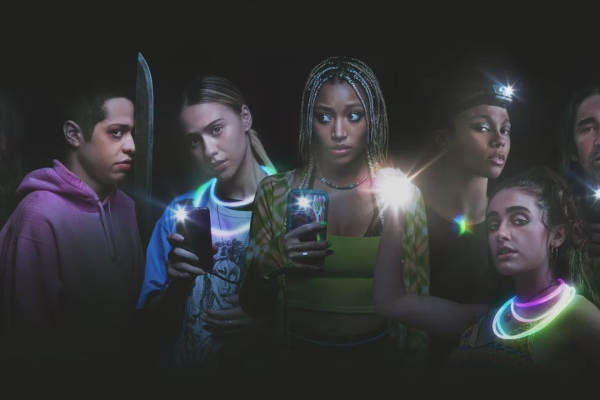 Bodies Bodies Bodies è un film che vi stupirà, ma solo se saprete resistere fino all’ultimo